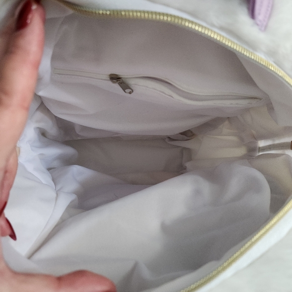 Jolene the Cow Basuragang Backpack - Picture 5 of 6